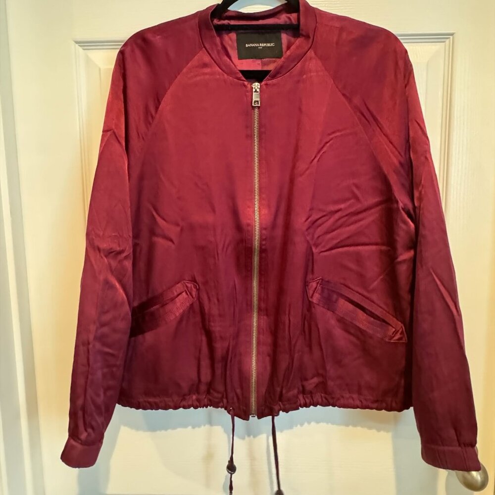 Banana Republic Women's Satin Bomber Jacket Burgundy/Maroon - size L